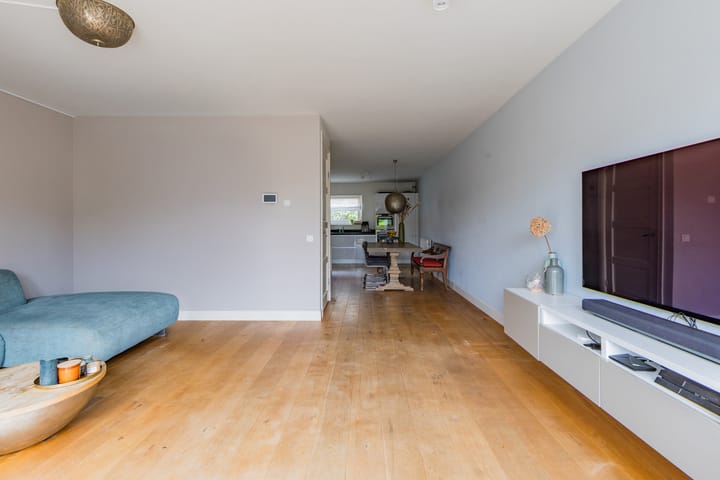 Foto 9 van J. Roodenburghstraat 27