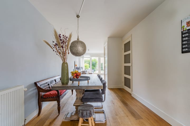 Foto 12 van J. Roodenburghstraat 27