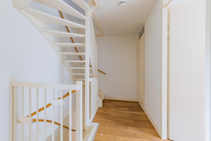 Foto 31 van J. Roodenburghstraat 27