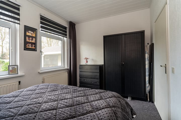 Foto 18 van Middenweg 96