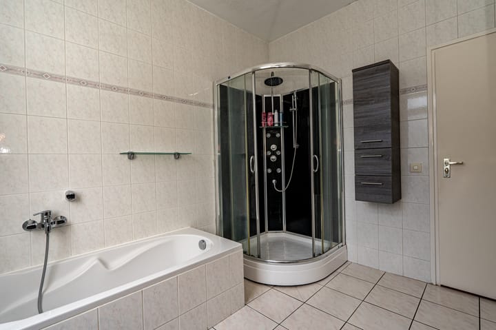 Foto 20 van Middenweg 96