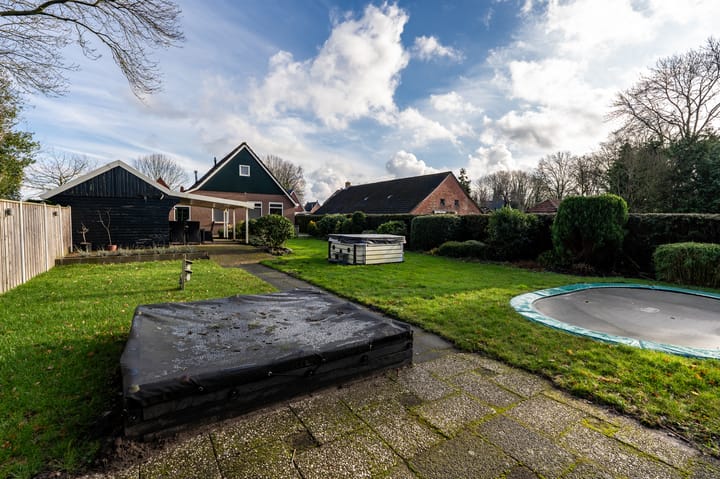 Foto 41 van Middenweg 96