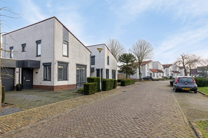 Foto 33 van Veronaplein 21