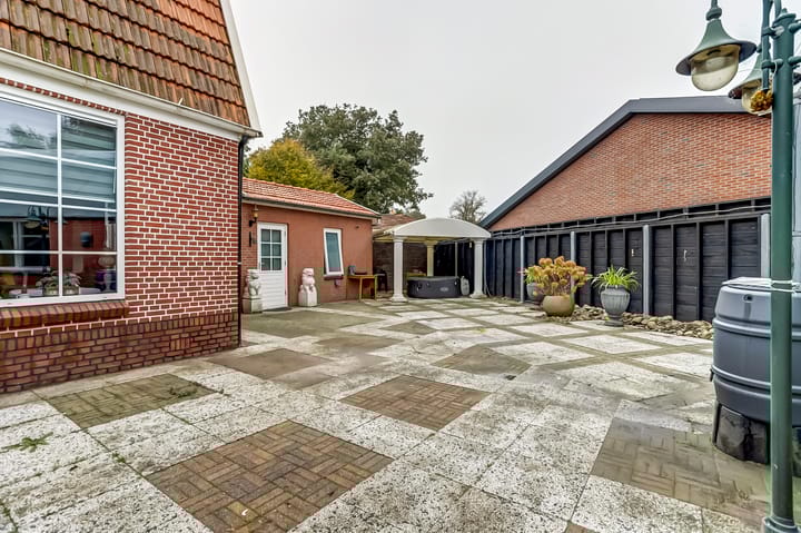 Foto 26 van Weusteweg 7