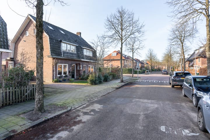 Foto 2 van Constantijn Huygenslaan 3-B