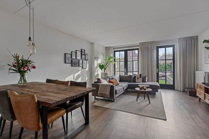 Foto 2 van Zwartbont 22