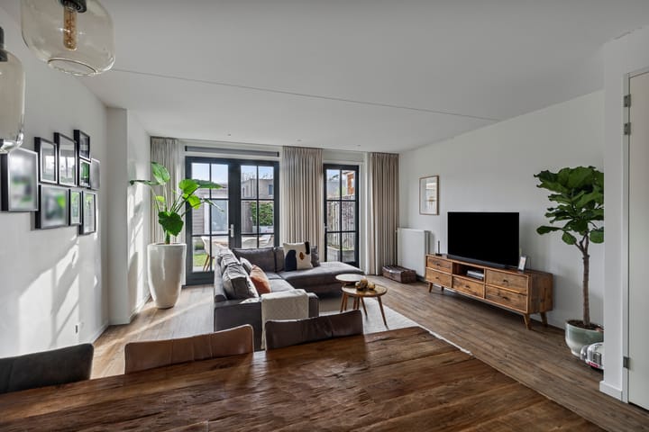 Foto 4 van Zwartbont 22