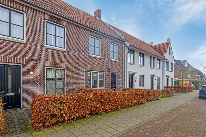 Foto 1 van Zwartbont 22