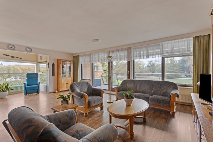 Foto 2 van Rosa Luxemburgpark 87