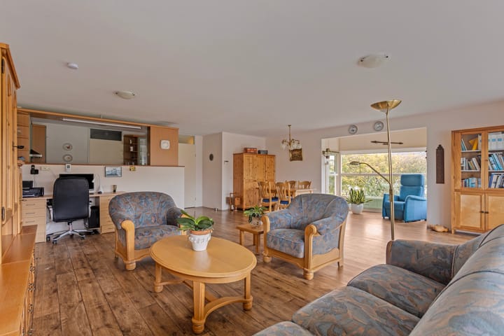 Foto 5 van Rosa Luxemburgpark 87