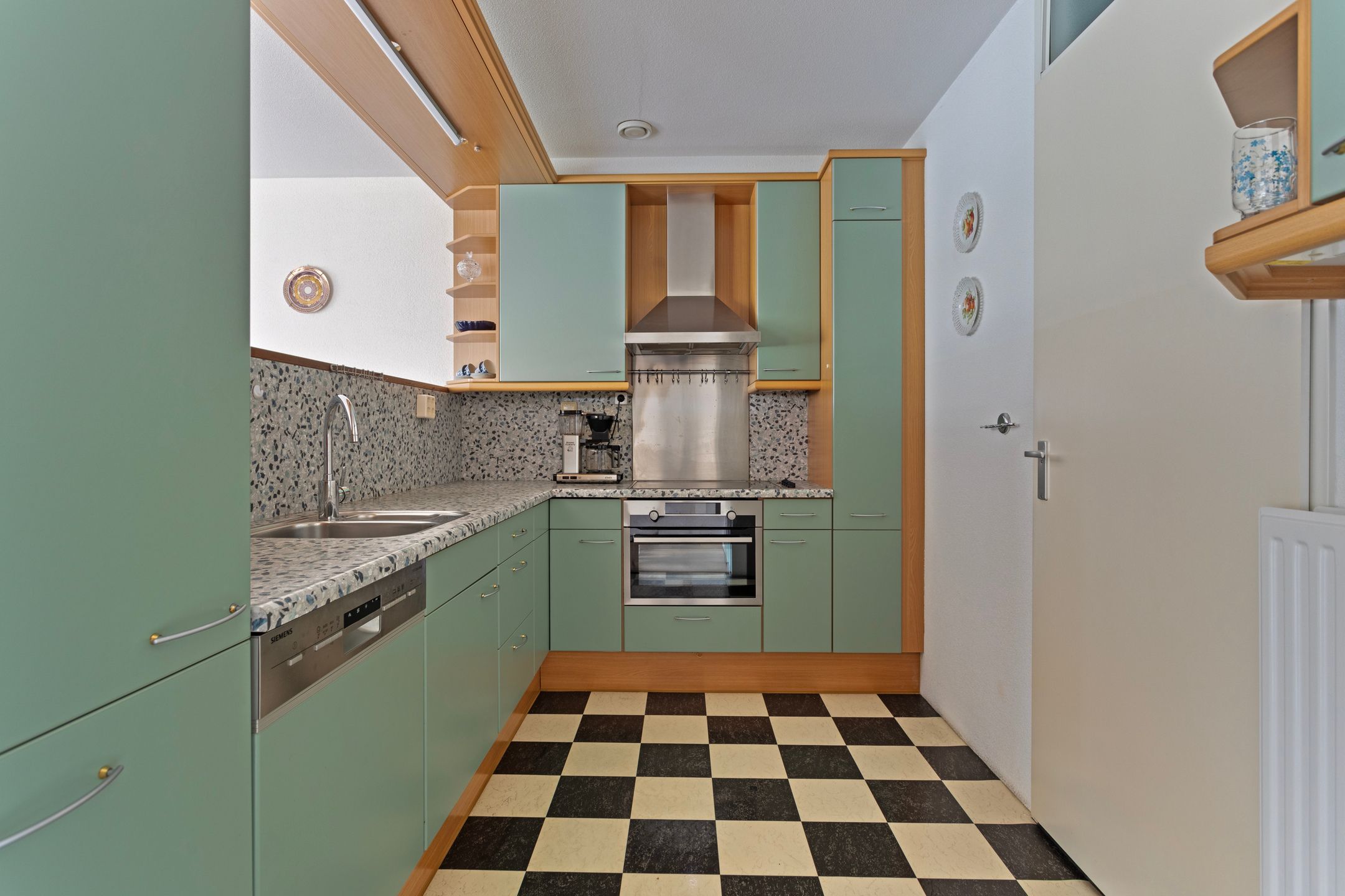 Foto 6 van Rosa Luxemburgpark 87