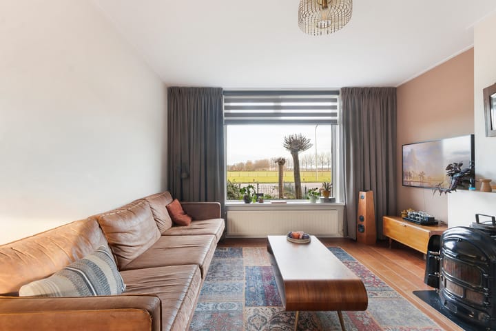 Photo 12 of Van Elzelingenweg 11