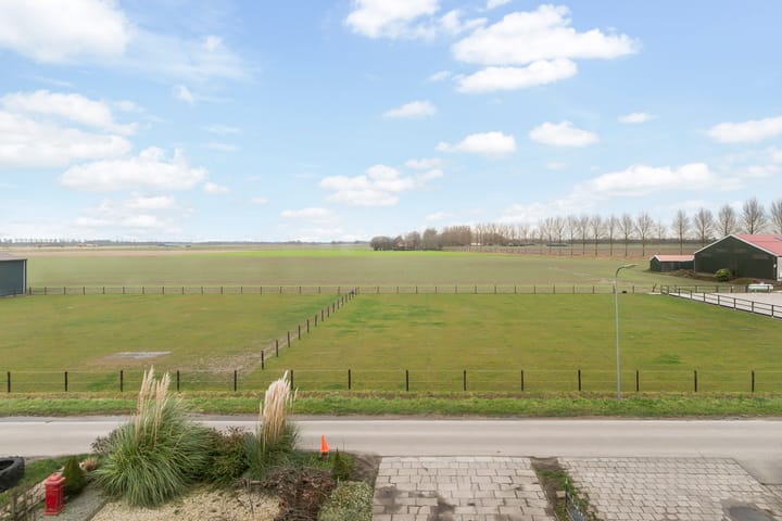 Photo 14 of Van Elzelingenweg 11