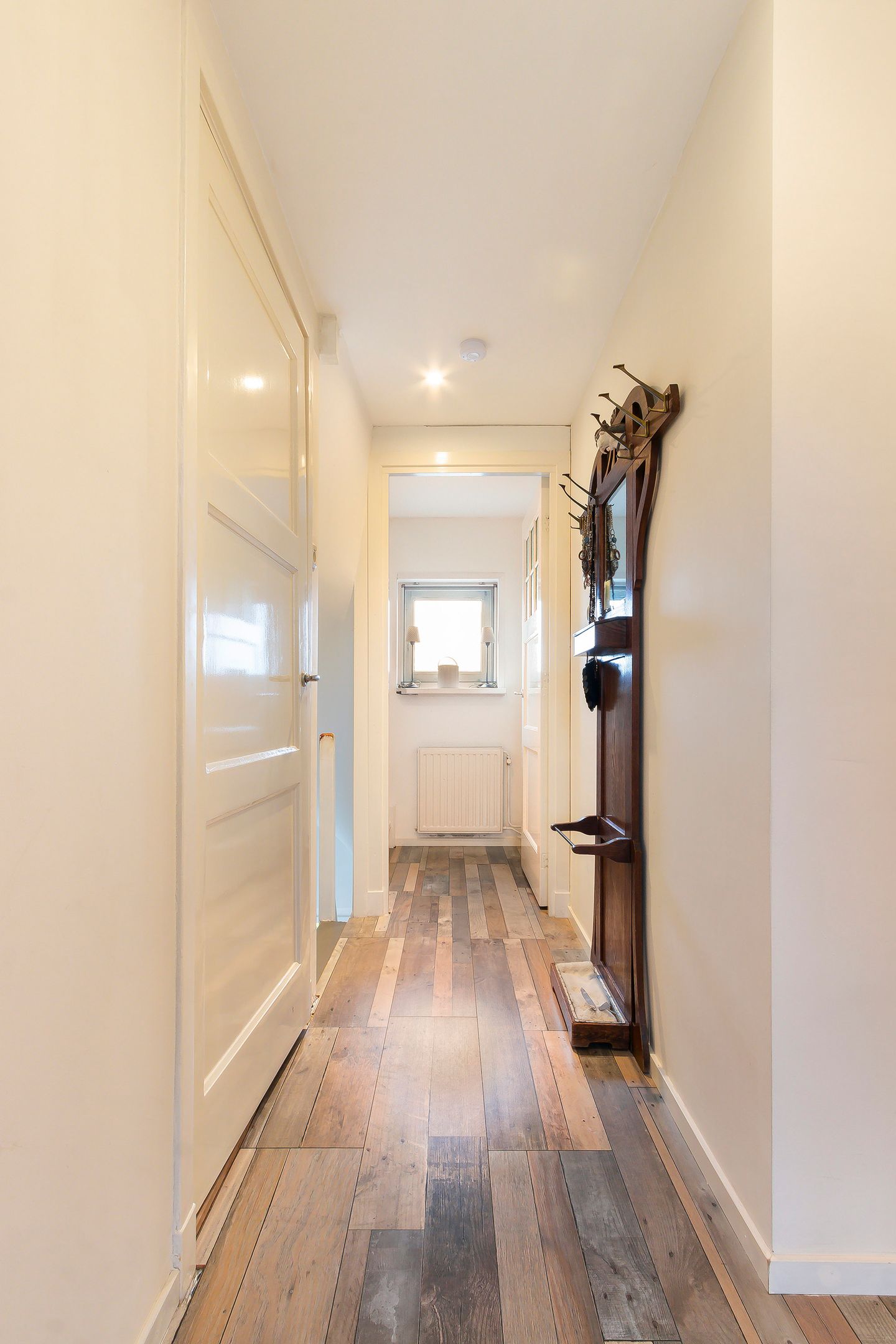 Foto 34 van Van Elzelingenweg 11