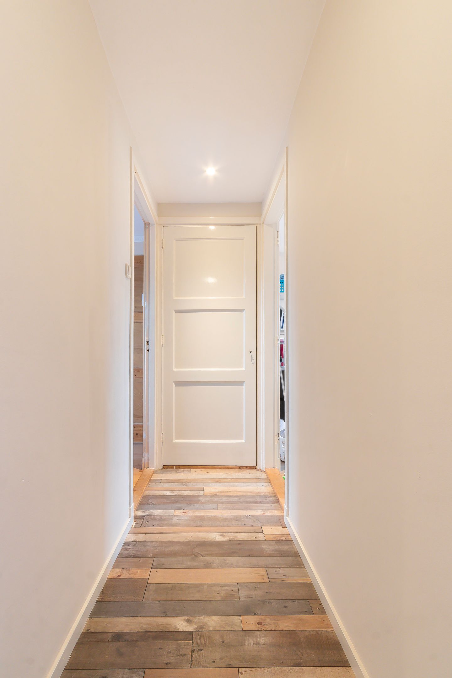 Foto 35 van Van Elzelingenweg 11