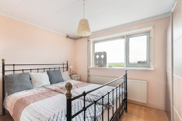 Photo 36 of Van Elzelingenweg 11