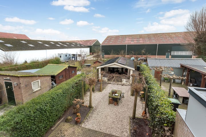 Photo 39 of Van Elzelingenweg 11