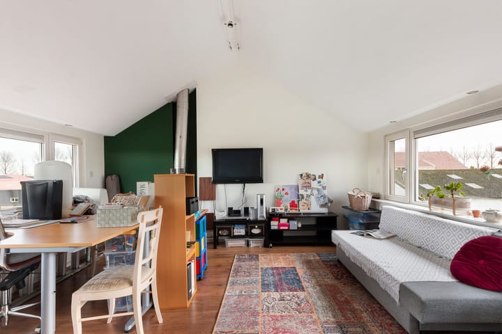 Photo 42 of Van Elzelingenweg 11