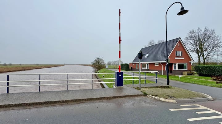 Photo 2 of Ulsderweg 28