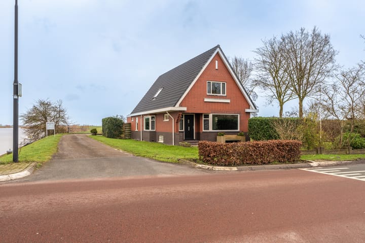 Photo 4 of Ulsderweg 28