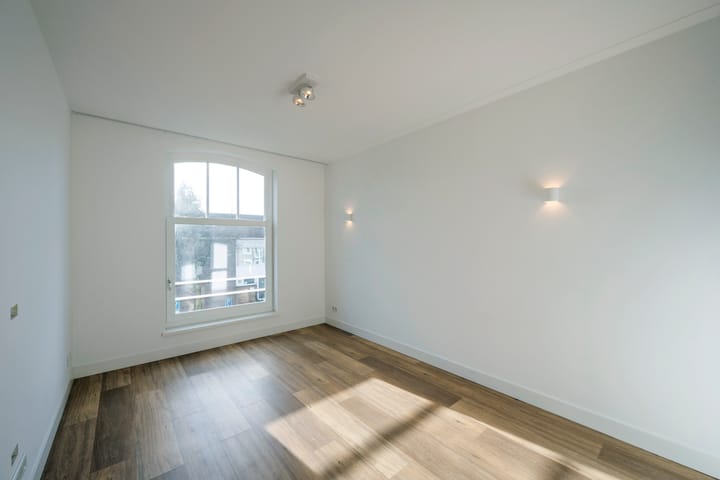 Foto 17 van Van 't Hofflaan 16-C