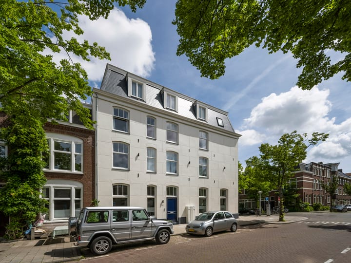 Foto 21 van Van 't Hofflaan 16-C