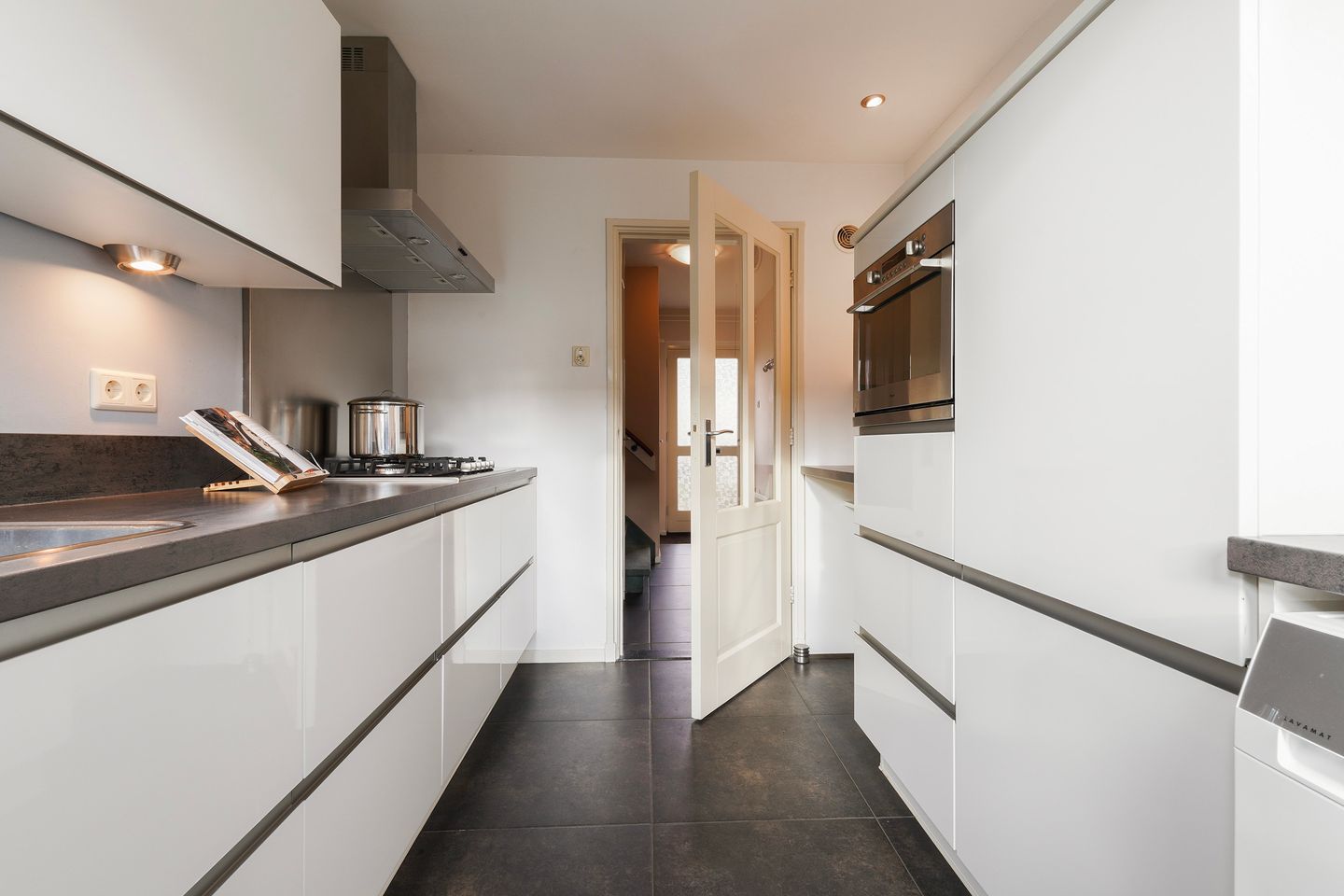 Foto 14 van Pilotenstraat 40