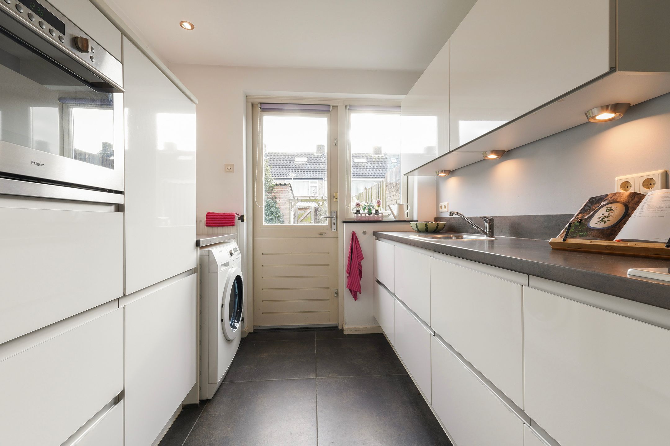 Foto 15 van Pilotenstraat 40