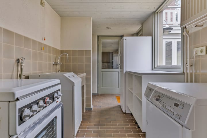 Foto 15 van Helmerslaan 18