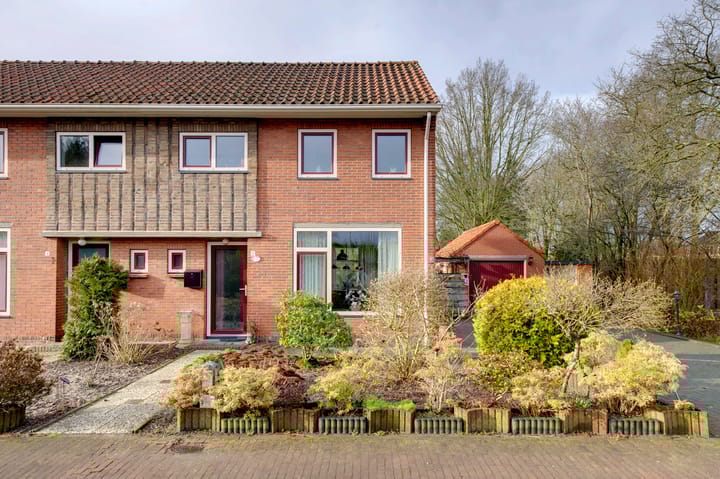 Foto 2 van Piekeniersweg 8