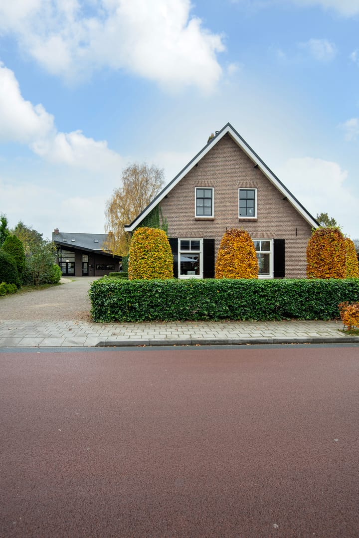 Photo 31 of Stationsstraat 43