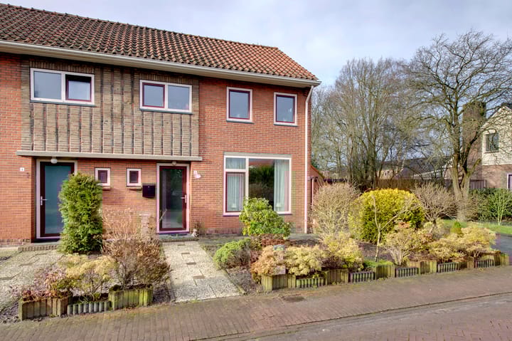 Foto 28 van Piekeniersweg 8