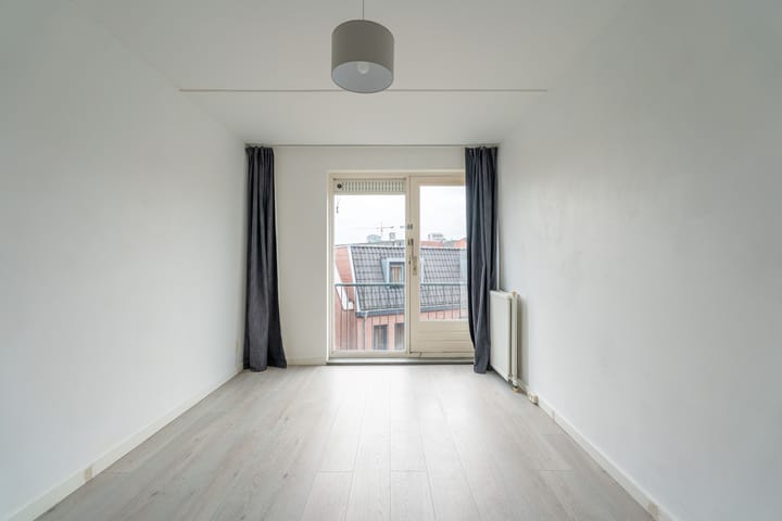 Photo 12 of Pelikaanstraat 18