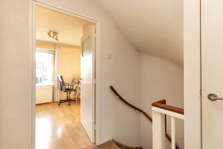 Foto 16 van van Mierislaan 6