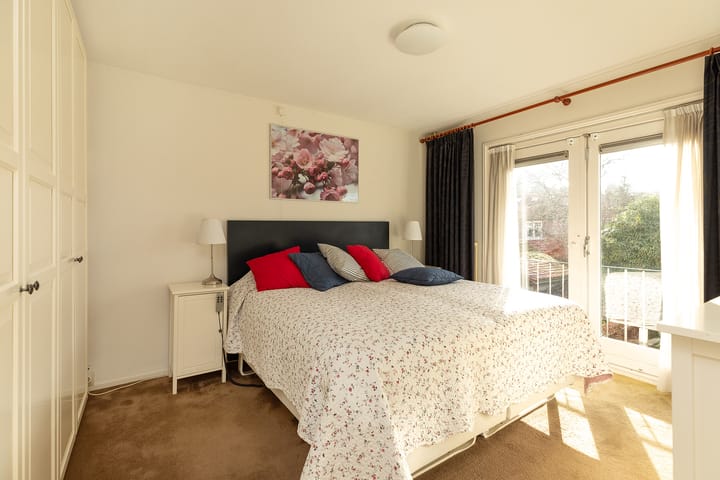 Foto 23 van van Mierislaan 6