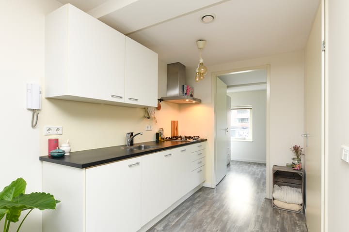 Photo 6 of Puntenburgerlaan 82-B