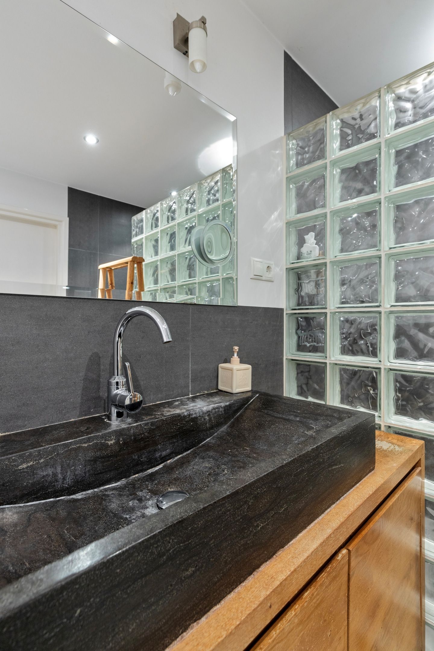 Foto 24 van Wernhoutseweg 28-A