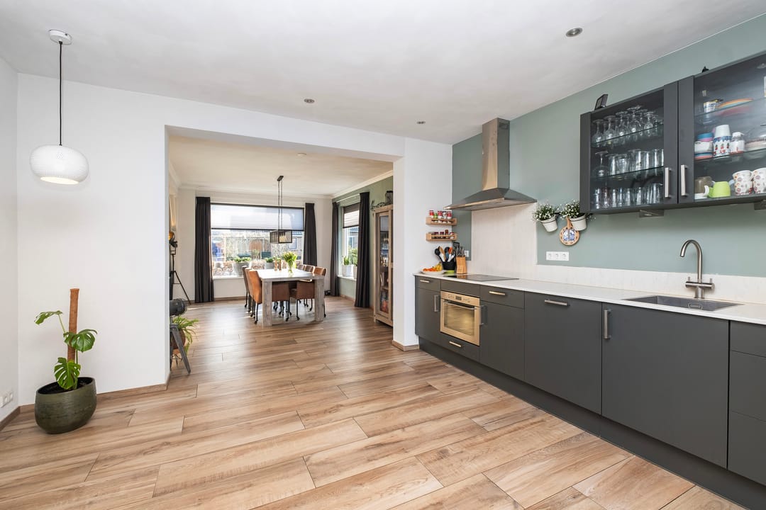 Foto 2 van Mr. Harm Smeengeweg 5-B