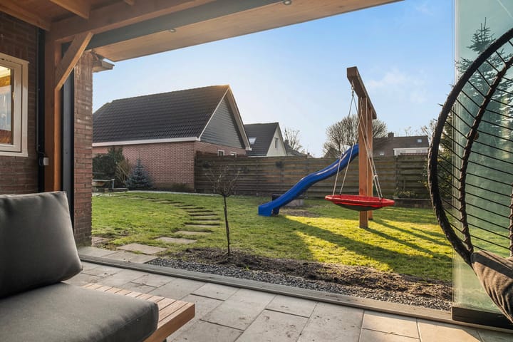 Foto 40 van Mr. Harm Smeengeweg 5-B