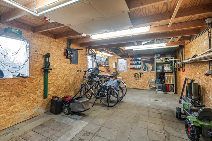 Foto 44 van Mr. Harm Smeengeweg 5-B