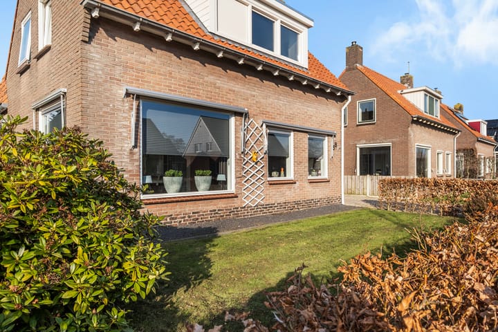 Foto 53 van Mr. Harm Smeengeweg 5-B