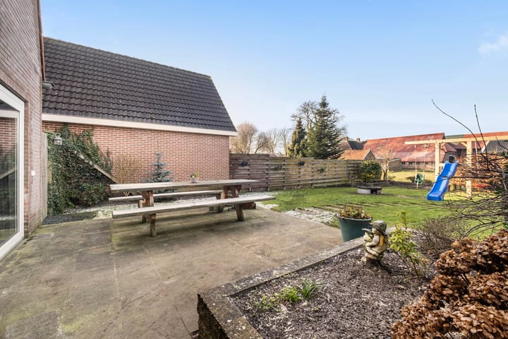 Foto 33 van Mr. Harm Smeengeweg 5-B