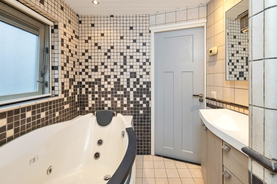 Foto 26 van Voorhuisstraat 1