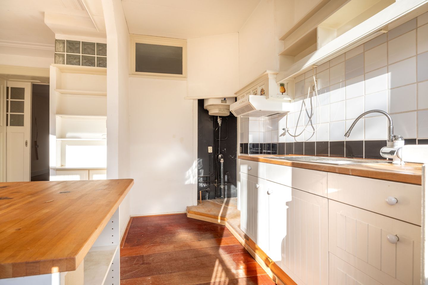 Foto 19 van Mathenesserweg 44-B