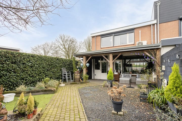 Foto 16 van Herman Moerkerklaan 12