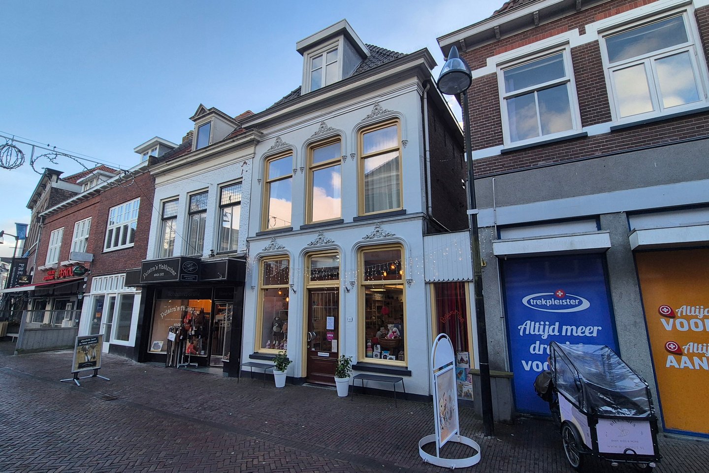 View photo 4 of Grote Kerkstraat 4