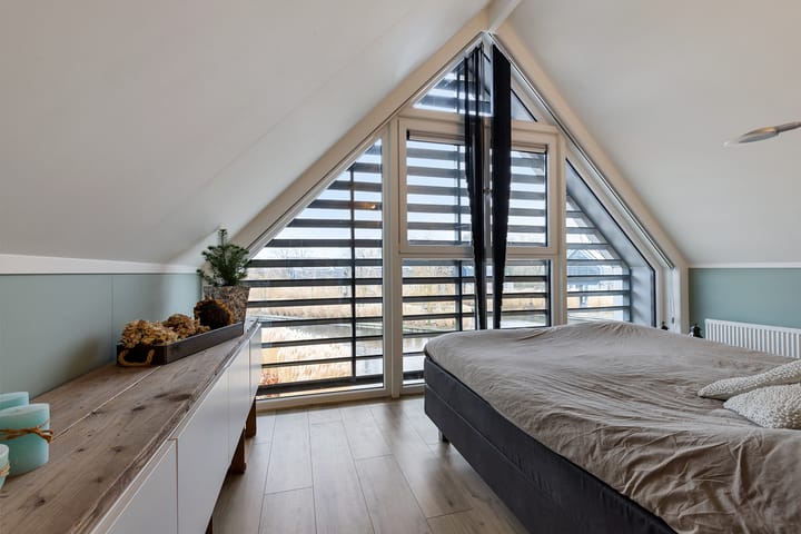 Photo 17 of Sleatemar 94