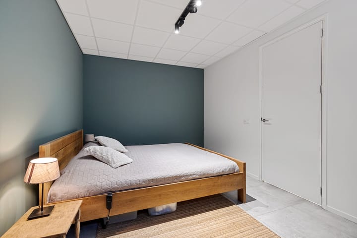 Photo 26 of Sleatemar 94