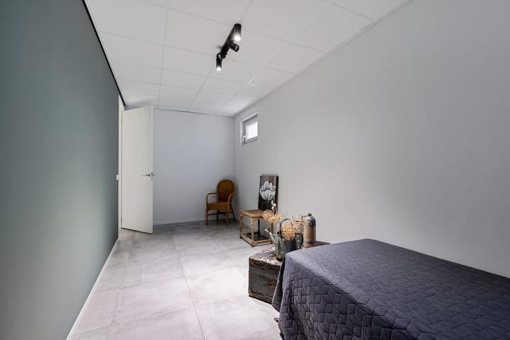 Photo 31 of Sleatemar 94