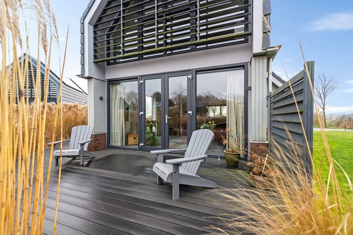 Photo 41 of Sleatemar 94